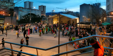Ambiente en la Plaza Ugarte durante los Carnavales